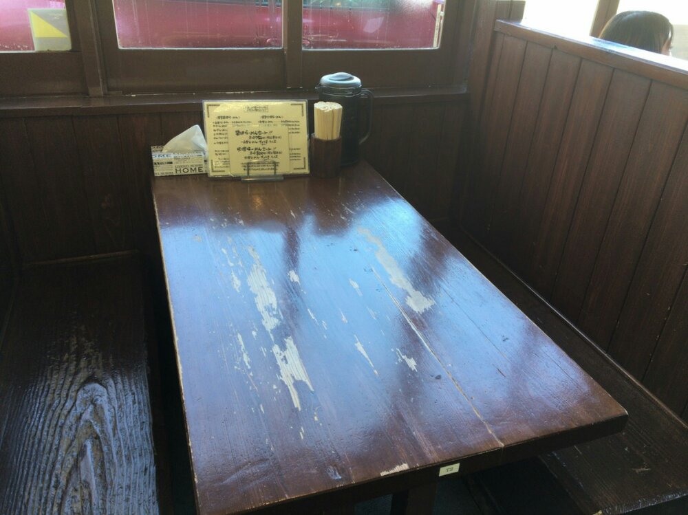 テーブル席